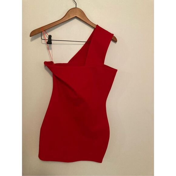 Superdown Rockie One‎ Shoulder Dress in Red - Picture 4 of 4